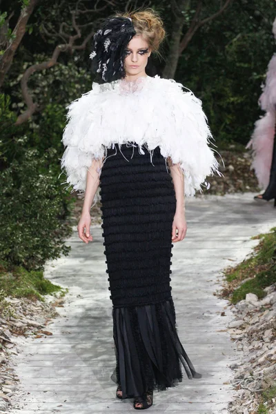 Look 63